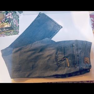 American Eagle boot cut women’s jeans